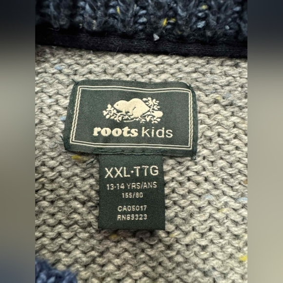 Roots Canada Kids Hockey Knit Grey/Blue Size XXL (13-14 years)EUC - Picture 5 of 5